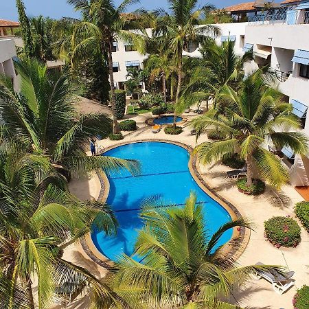 Superbe Appartement Avec Piscine, Proche Centre Ville, Restaurant, Mer Saly Exterior foto
